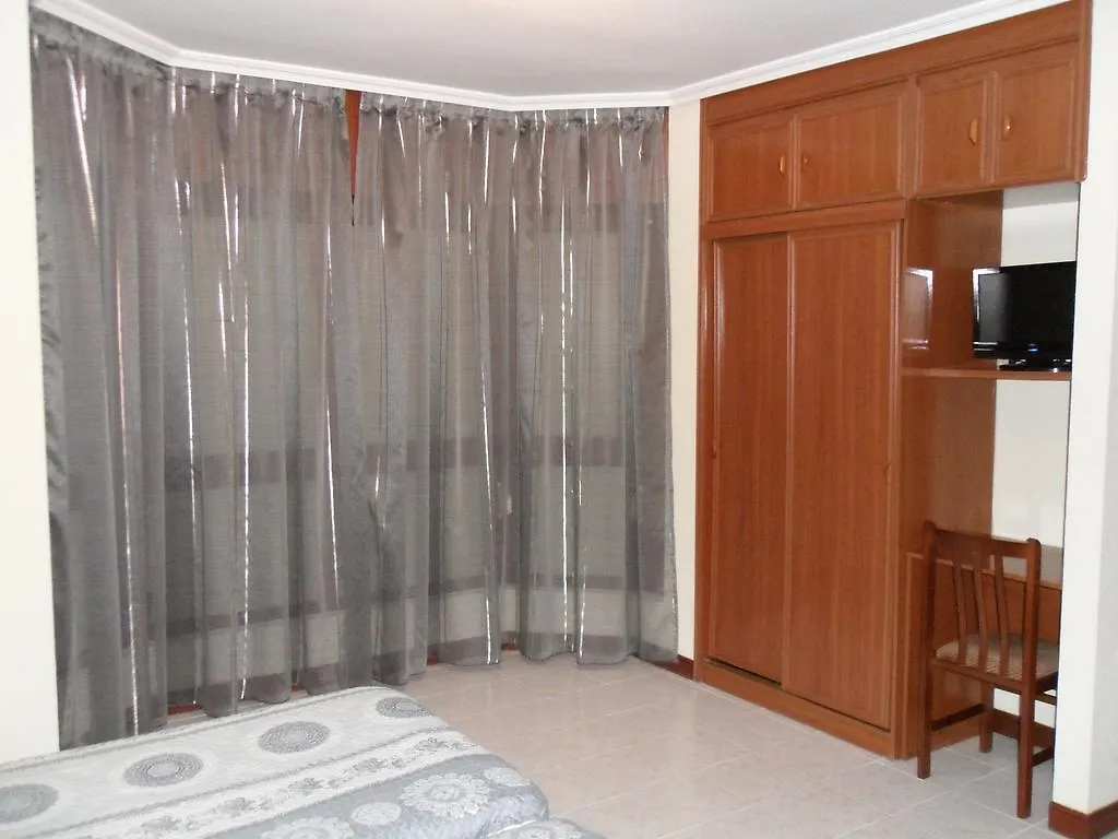 Hotel Alemar Somo 2*,